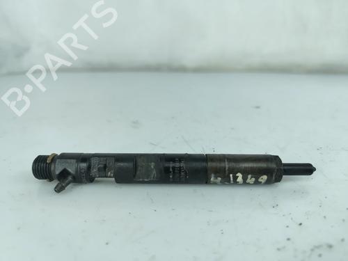 injector-renault-megane-ii-bm01_-cm01_-2001-2002-2003-2004-2005-2006-2007-2008-2009-2010-2011-2012-32096800 main image