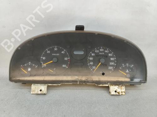 Kombiinstrument FIAT ULYSSE (220_) 2.1 TD (109 hp) 32070514