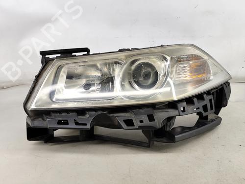 left-headlight-renault-megane-ii-estate-km01_-2003-2004-2005-2006-2007-2008-2009-2010-2011-2012-32125606 main image