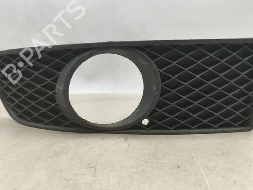 grille-vw-polo-6n2-1999-2000-2001-32092616 main image