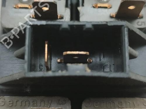 Left front window switch AUDI 80 B4 Avant (8C5) 1.9 TDI | BP32125443I27 - Image 11