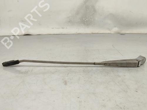 Used Front windshield wiper arm Front windshield wiper arm 31922021 31922021