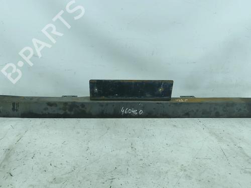 Used Front bumper Front bumper LAND ROVER DEFENDER Station Wagon (L316, L315) 2.5 TDI 4x4 (L316) (113 hp) 18011243 18011243