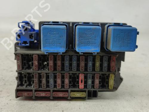 Used Fuse box NISSAN VANETTE CARGO Van (HC 23) 2.3 D (75 hp) 31857639