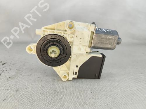 Used Right rear window motor Right rear window motor RENAULT MEGANE III Grandtour (KZ0/1) 1.5 dCi (KZ0C, KZ1A) (90 hp) 32125590 32125590