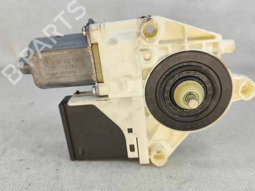 Used Left rear window motor Left rear window motor RENAULT MEGANE III Grandtour (KZ0/1) 1.5 dCi (KZ0C, KZ1A) (90 hp) 32125591 32125591