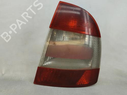 right-taillight-skoda-superb-i-3u4-2001-2002-2003-2004-2005-2006-2007-2008-32125635 main image