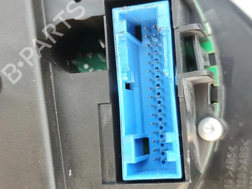 Instrument cluster SKODA SUPERB I (3U4) 1.9 TDI | BP32125637C47 