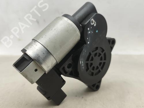 Left front window motor MAZDA 3 Saloon (BK) 1.6 DI Turbo (BK12Y) | BP32173670E21 - Image 2