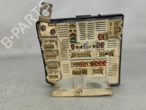 Used Fuse box Fuse box RENAULT MEGANE II Estate (KM0/1_) 1.5 dCi (KM16, KM1E) (106 hp) 32177872 32177872