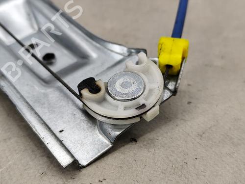 Rudehejsemekanisme Højre foran OPEL CORSA E (X15) 1.4 (08, 68) | BP32187586C23 