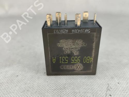 switch-skoda-octavia-i-1u2-1996-1997-1998-1999-2000-2001-2002-2003-2004-2005-2006-2007-2008-2009-2010-32147864 main image