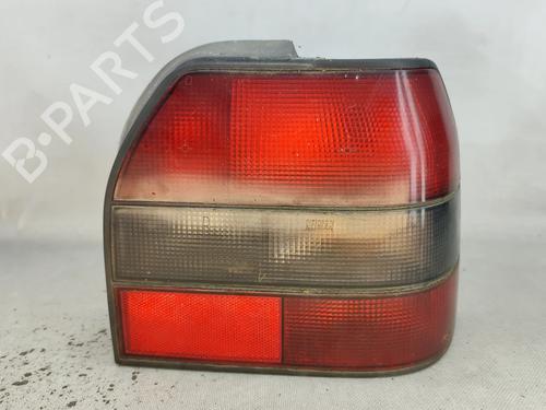 Feu arrière droit RENAULT 19 I Chamade (L53_) 1.2 (54 hp) 32147873