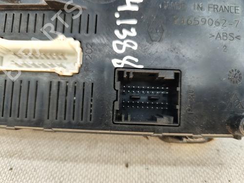 Fuse box RENAULT CLIO II (BB_, CB_) 1.5 dCi (B/CB07) | BP32147886E1