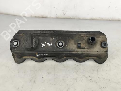 Used Valve cover Valve cover 32108427 32108427