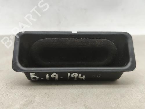 tailgate-handle-bmw-5-e39-1995-1996-1997-1998-1999-2000-2001-2002-2003-32189745 main image