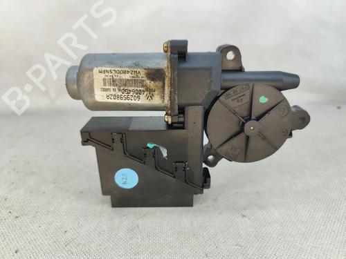 left-front-window-motor-vw-polo-iv-9n_-9a_-2001-2002-2003-2004-2005-2006-2007-2008-2009-2010-2011-2012-2013-2014-32148922 main image