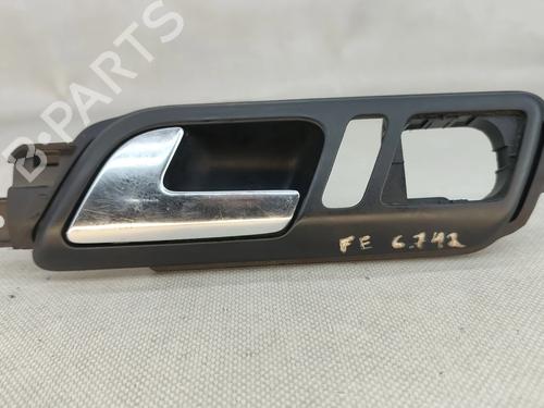 Used Front left interior door handle VW POLO IV (9N_, 9A_) 1.2 12V (64 hp) 32148923