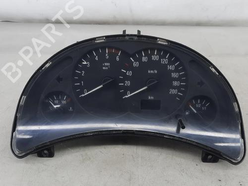Used Instrument cluster OPEL CORSA C (X01) 1.7 DTI (F08, F68) (75 hp) 32196877