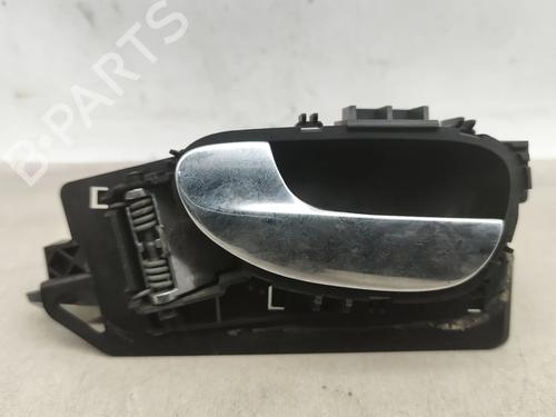 Used Front left interior door handle PEUGEOT 307 Break (3E) 1.4 HDi (68 hp) 32187617
