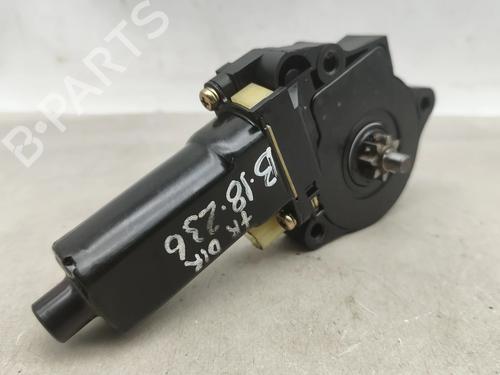 Right front window motor HYUNDAI TRAJET (FO) 2.0 CRDi | BP32218171E20