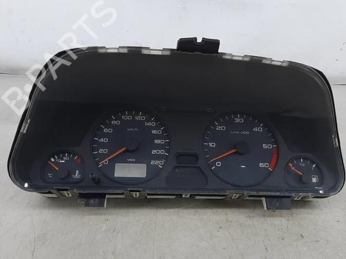 Used Instrument cluster PEUGEOT 306 Hatchback (7A, 7C, N3, N5) 1.9 DT (90 hp) 32220648