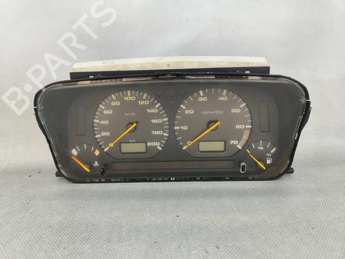 Used Instrument cluster VW POLO III (6N1) 45 1.0 (45 hp) 32214177