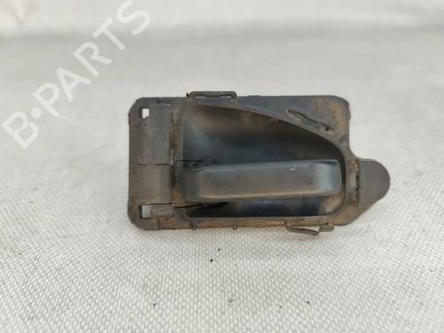 Used Front left interior door handle Front left interior door handle CITROËN SAXO (S0, S1) 1.5 D (57 hp) 32218128 32218128