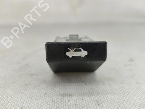 Used Interior handle Interior handle OPEL FRONTERA B (U99) 2.2 DTI (6B_ZC, 6B_VF, 6B_66, 6B_76) (116 hp) 32236487 32236487