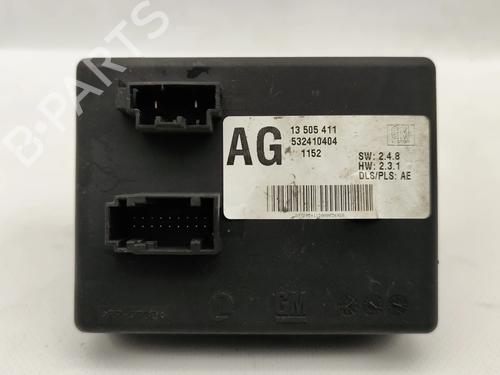 Used Fuse box Fuse box 32251534 32251534