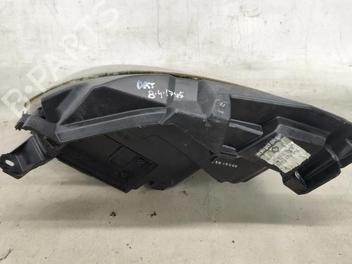 Right headlight RENAULT CLIO III (BR0/1, CR0/1) 1.5 dCi (BR17, CR17) | BP32251560C29