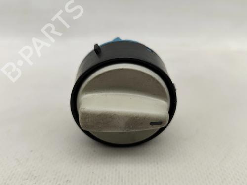 switch-vw-polo-iii-classic-6v2-1995-1996-1997-1998-1999-2000-2001-2002-2003-2004-2005-2006-2007-2008-2009-32272593 main image