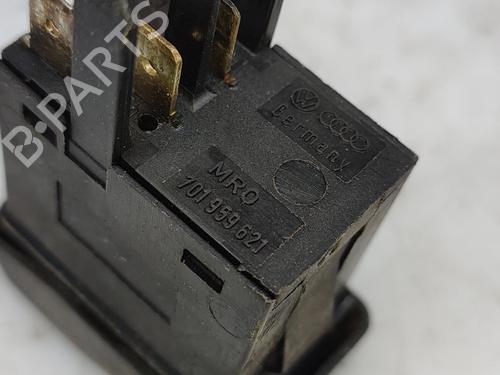Switch VW TRANSPORTER T4 Van (70A, 70H, 7DA, 7DH) 1.9 TD | BP31950157I30