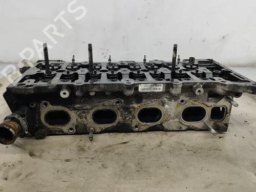 Used Cylinder head Cylinder head 32267418 32267418