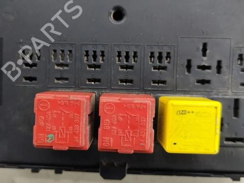 Fuse box OPEL VECTRA C (Z02) 1.6 16V (F69) | BP30712140E1 - Image 5