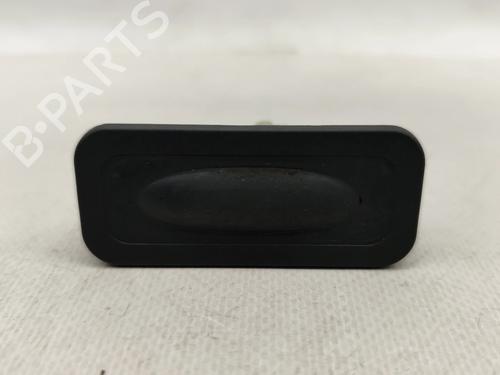 Used Tailgate handle Tailgate handle RENAULT MEGANE III Coupe (DZ0/1_) 1.5 dCi (DZ09, DZ0D, DZ1F, DZ1G, DZ14, DZ29) (110 hp) 30657935 30657935