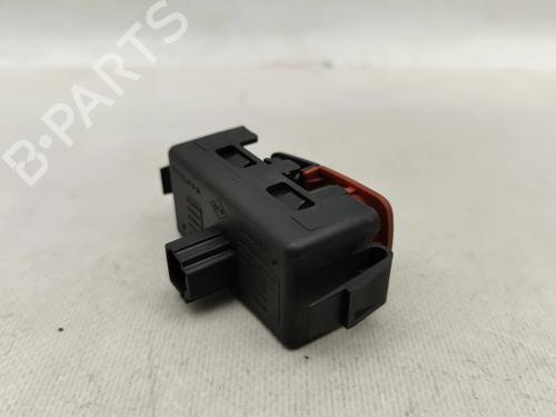 Warning switch RENAULT MEGANE III Coupe (DZ0/1_) 1.5 dCi (DZ09, DZ0D, DZ1F, DZ1G, DZ14, DZ29) | BP30657952I22 - Image 5
