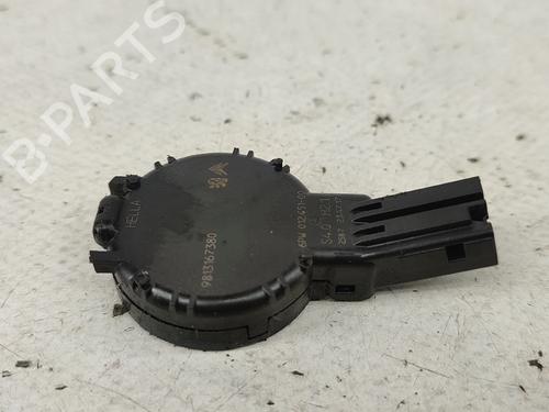 Used Electronic module Electronic module CITROËN C3 III (SX) 1.2 VTi 82 (82 hp) 31631935 31631935