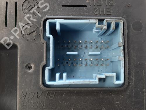 Fuse box CITROËN C5 III Break (RW_) 1.6 HDi 110 (RW9HZC) | BP30838430E1  - Image 7