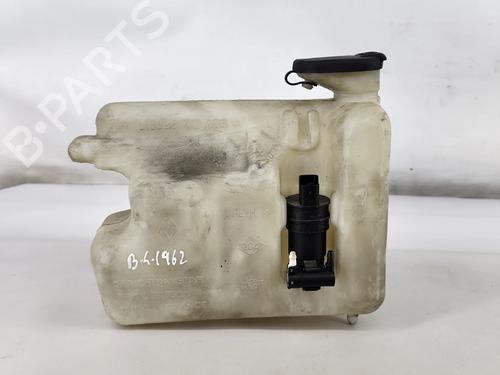 Used Windscreen washer tank Windscreen washer tank 30838991 30838991