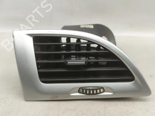 Used Air vent Air vent RENAULT MEGANE III Coupe (DZ0/1_) 1.5 dCi (DZ09, DZ0D, DZ1F, DZ1G, DZ14, DZ29) (110 hp) 30657975 30657975