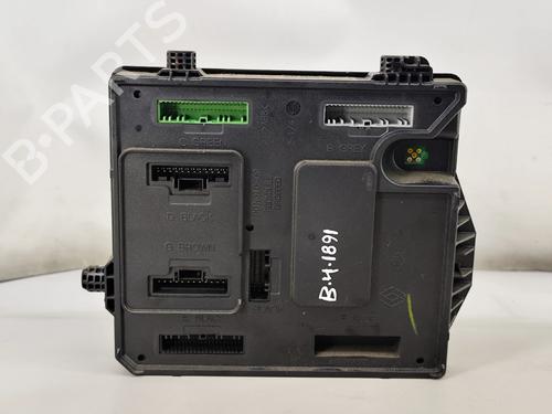 Used Fuse box Fuse box RENAULT MEGANE III Grandtour (KZ0/1) 1.5 dCi (KZ09, KZ0D, KZ1G, KZ29, KZ14, KZ1W, KZ10, KZ1F,... (110 hp) 32390454 32390454