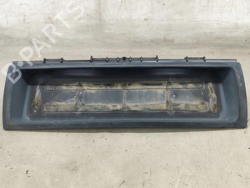 door-moulding-trim-audi-80-b4-saloon-8c2-1991-1992-1993-1994-1995-32404490 main image