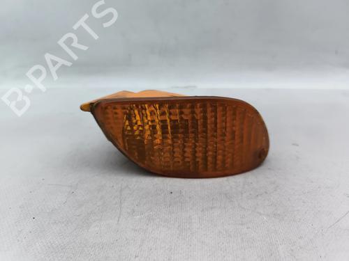 Used Right front indicator Right front indicator FORD FOCUS I (DAW, DBW) 1.4 16V (75 hp) 32405258 32405258