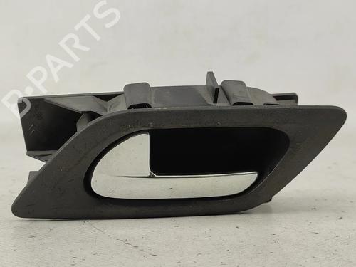 Venstre bagtil invendig håndtag Venstre bagtil invendig håndtag CITROËN C4 I (LC_) 1.4 16V (88 hp) 31667767 31667767