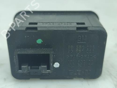 Left front window switch OPEL ASTRA G CLASSIC Caravan (F35) 1.4 16V | BP32196821I27 - Image 2