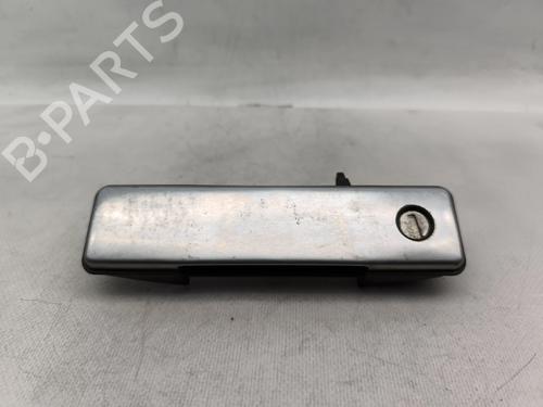 Used Front left exterior door handle Front left exterior door handle 32425833 32425833