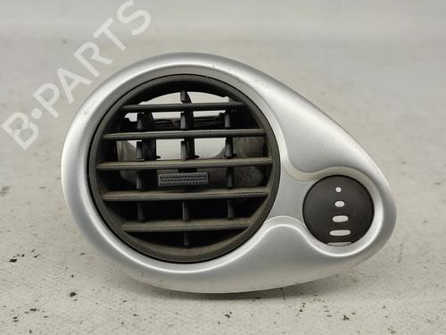 Used Air vent Air vent RENAULT CLIO III (BR0/1, CR0/1) 1.5 dCi (BR17, CR17) (86 hp) 31667802 31667802