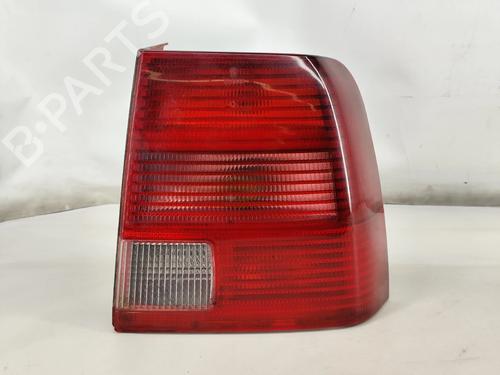 right-taillight-vw-passat-b5-3b2-1996-1997-1998-1999-2000-2001-32447500 main image