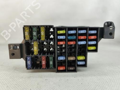 Used Fuse box Fuse box 32441922 32441922